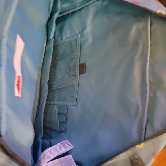 Backpack - Picture 3 of 6